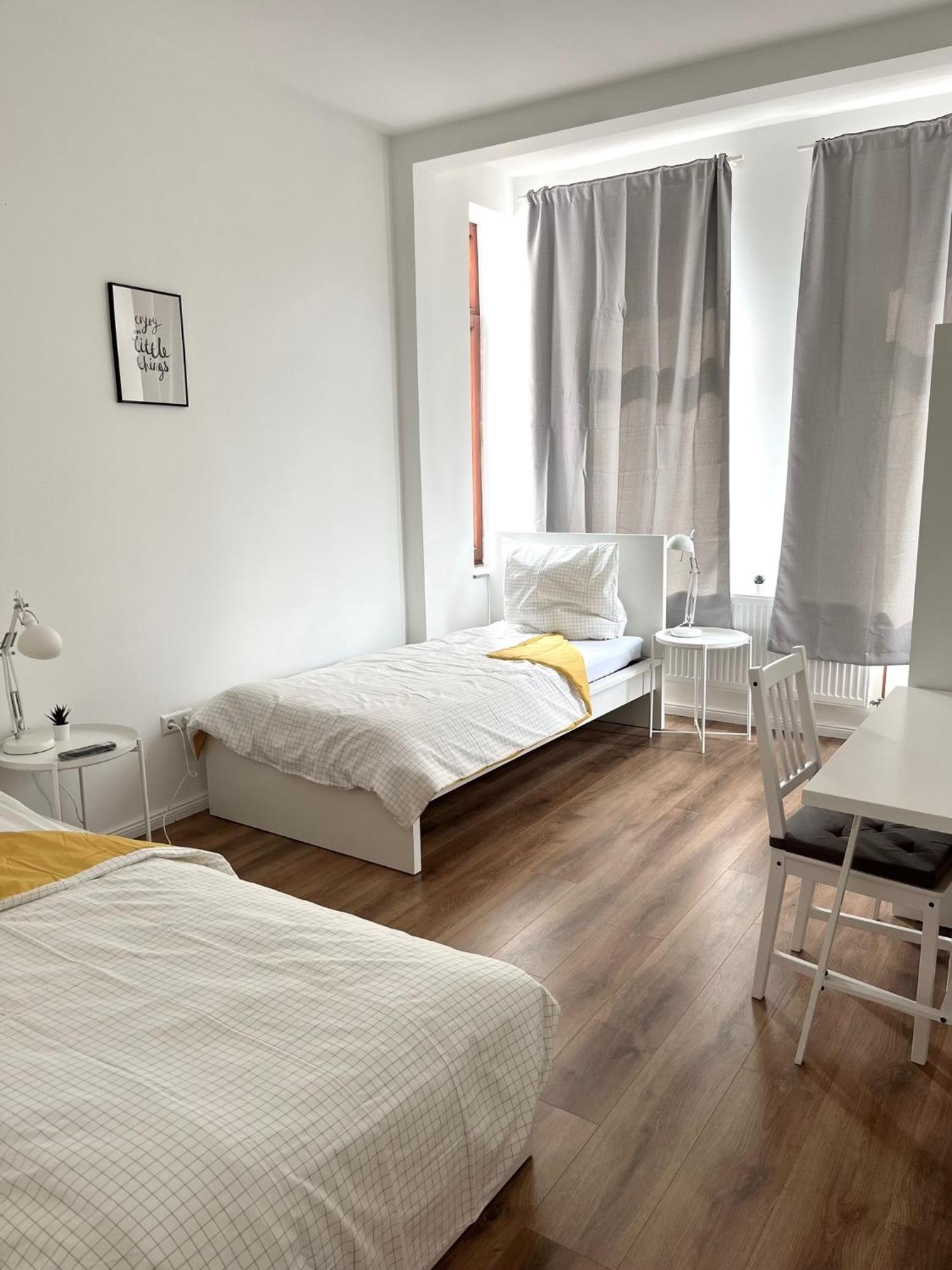 Schoenes Zentral In Guest house